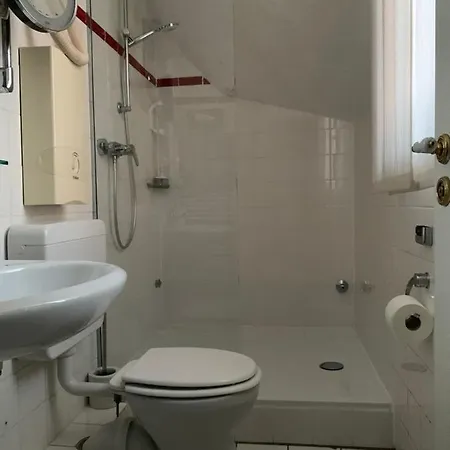 Historischer Kaisermuehle - & Restaurant Zentrum *