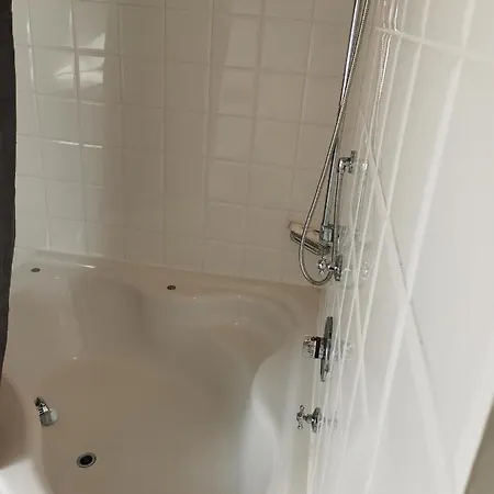 ホテル Historischer Kaisermuehle - & Restaurant Zentrum