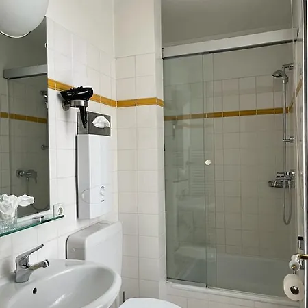 Historischer Kaisermuehle - & Restaurant Zentrum フィーアゼン