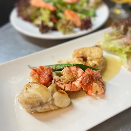 Historischer Kaisermuehle - & Restaurant Zentrum ホテル *