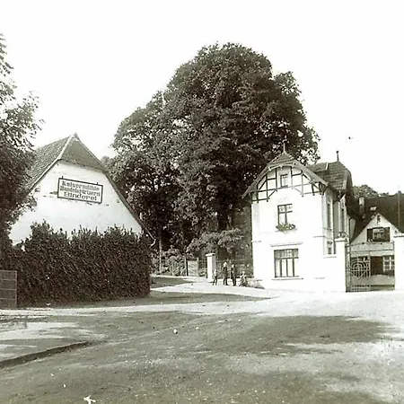 Historischer Kaisermuehle - & Restaurant Zentrum *