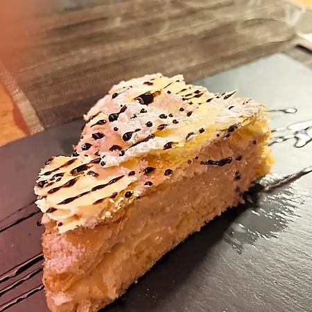 Historischer Kaisermuehle - & Restaurant Zentrum فندق فيرزن
