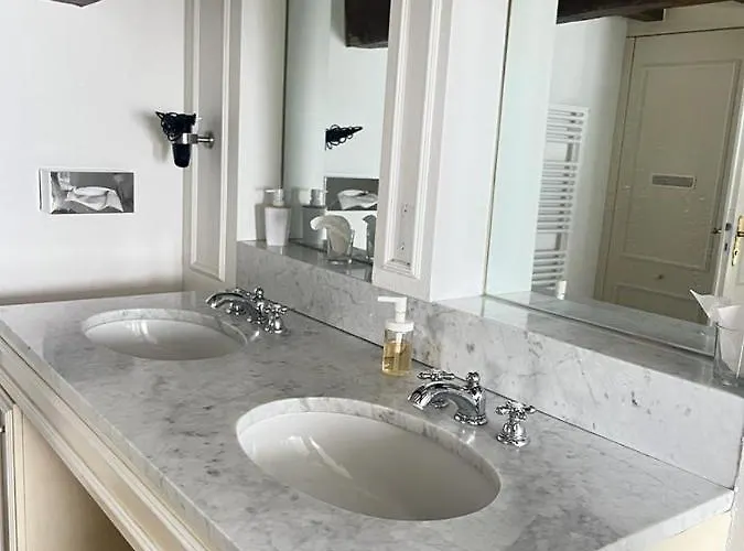 Otel Historischer Kaisermuehle - & Restaurant Zentrum