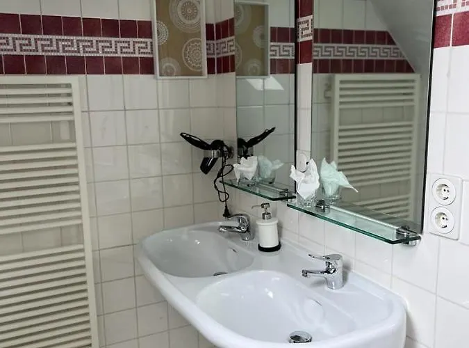 Historischer Kaisermuehle - & Restaurant Zentrum Ξενοδοχείο