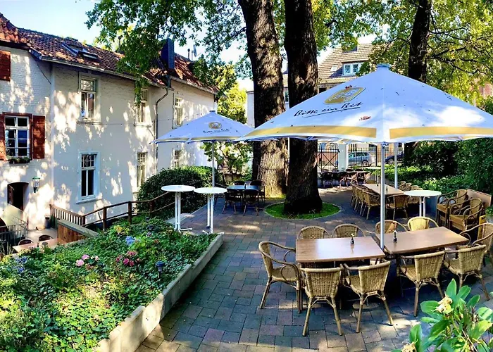 Otel Historischer Kaisermuehle - & Restaurant Zentrum *